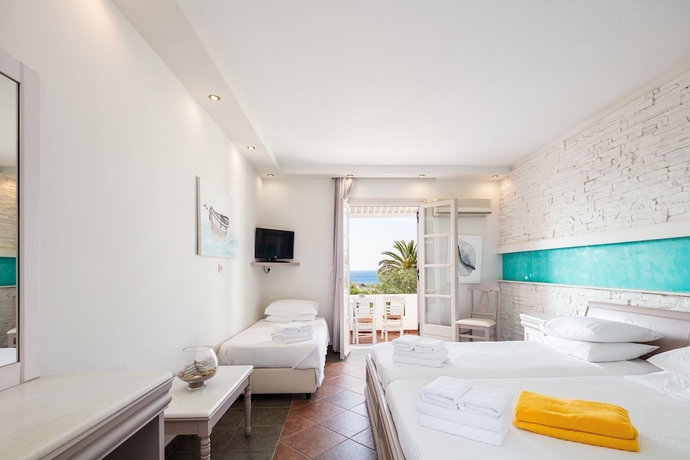 Imagen de la habitación del Hotel Kavuras Village. Foto 10