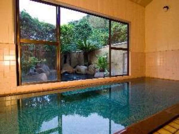 Imagen de la piscina del Hotel Kawachiya. Foto 16