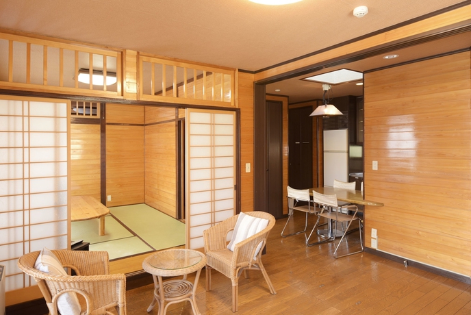 Imagen de los interiores del Hotel Kawaguchiko Country Cottage Ban. Foto 16