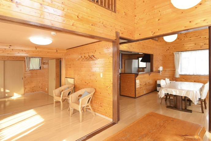 Imagen de los interiores del Hotel Kawaguchiko Country Cottage Ban. Foto 17