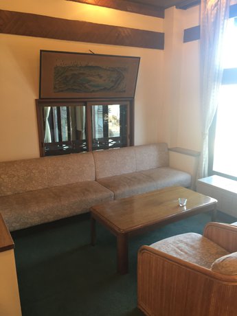 Imagen de los interiores del Hotel Kawaguchiko. Foto 19