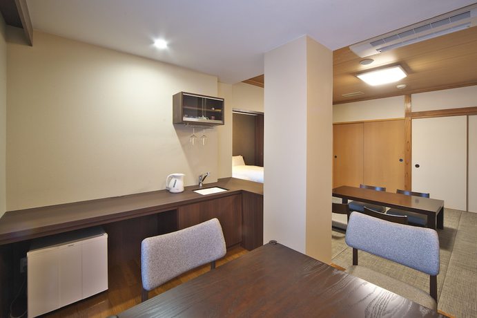 Imagen de la habitación del Hotel Kawaguchiko Park. Foto 7