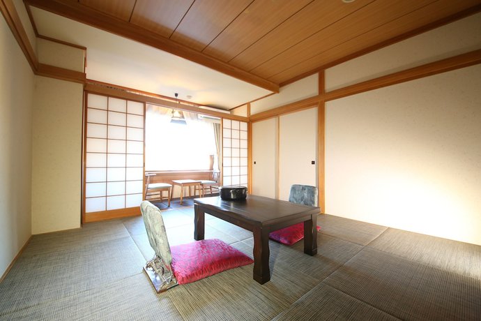 Imagen de la habitación del Hotel Kawaguchiko Park. Foto 10