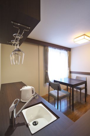 Imagen de la habitación del Hotel Kawaguchiko Park. Foto 11