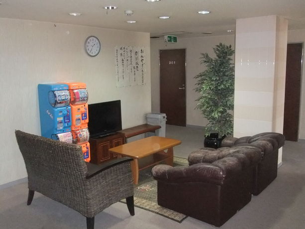 Imagen de los interiores del Hotel Kawaguchiko Station Inn. Foto 15