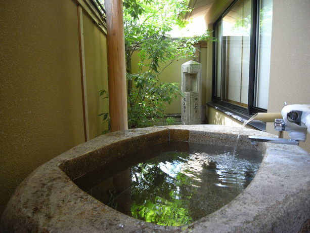 Imagen de la habitación del Hotel Kawakamiya Kasuitei. Foto 6