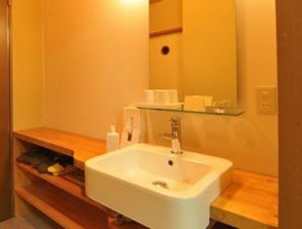 Imagen de la habitación del Hotel Kawamotoya. Foto 5