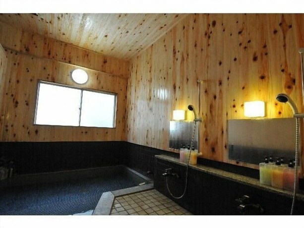 Imagen de la piscina del Hotel Kawamotoya. Foto 17