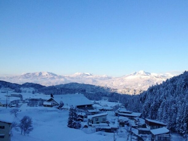 Imagen de los exteriores del Hotel Kawamotoya. Foto 10