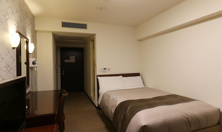 Imagen de la habitación del Hotel Kawasaki Park. Foto 22