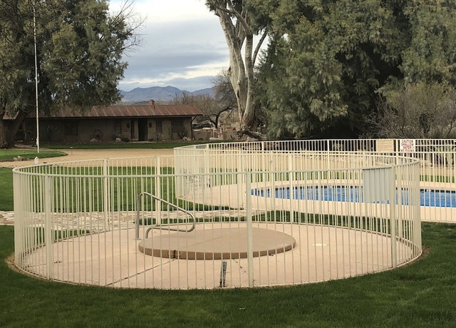 Imagen de la piscina del Hotel Kay El Bar Guest Ranch. Foto 16