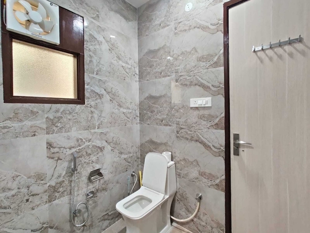 Imagen de la habitación del Hotel Kay Emm Residency. Foto 14