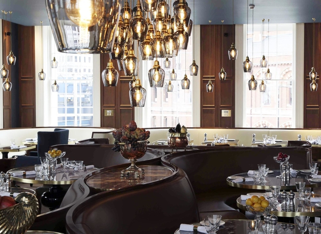 Imagen del bar/restaurante del Hotel Kaya Great Northern Hotel, London. Foto 12