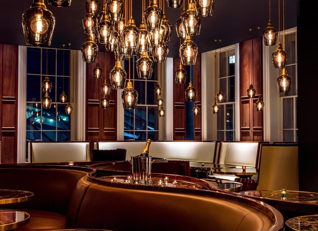 Imagen del bar/restaurante del Hotel Kaya Great Northern Hotel, London. Foto 13