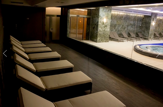 Imagen de los interiores del Hotel Kaya Laleh Park Tabriz. Foto 9