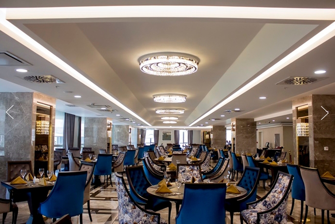 Imagen del bar/restaurante del Hotel Kaya Laleh Park Tabriz. Foto 3
