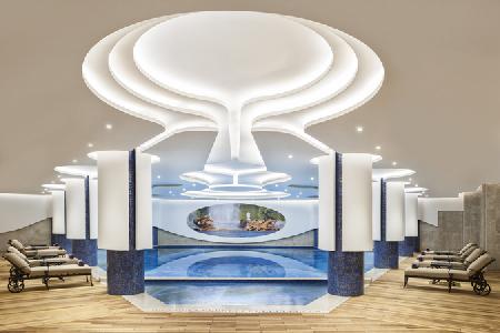 Imagen de la piscina del Hotel Kaya Palazzo Resort And Casino. Foto 7