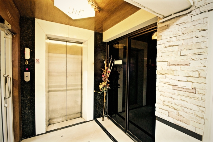 Imagen de los interiores del Hotel Kaya Place. Foto 16