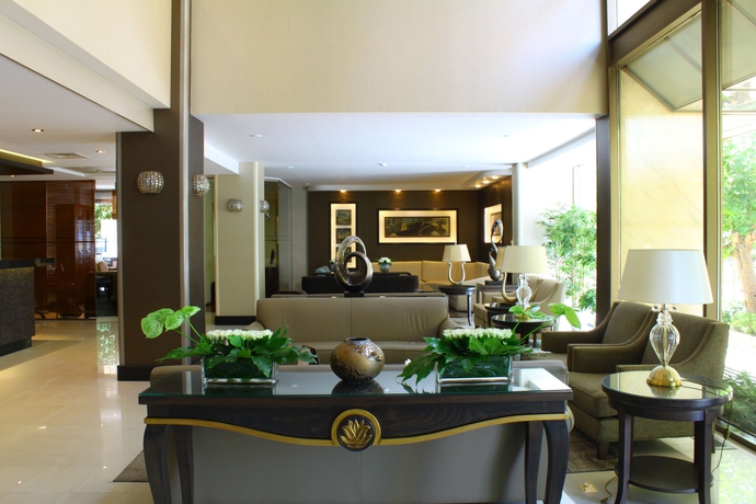 Imagen de los interiores del Hotel Kaya Prestige. Foto 16