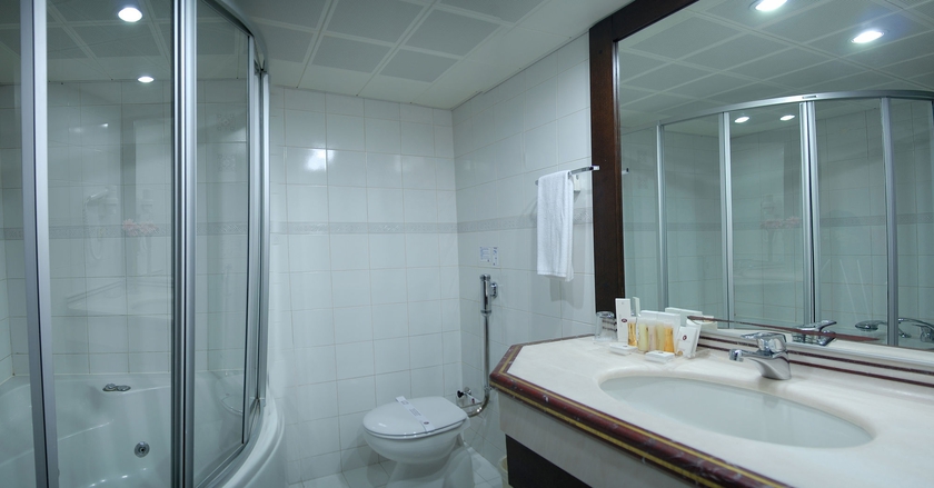 Imagen de la habitación del Hotel Kaya Prestige. Foto 12