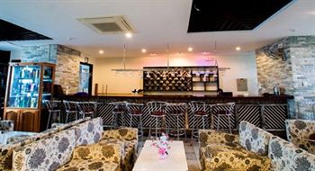 Imagen del bar/restaurante del Hotel Kaya, Tuy Hoa. Foto 3