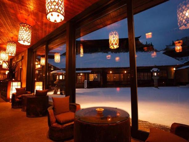 Imagen de los interiores del Hotel Kayabukinosato Yakushionsen Hatago. Foto 4