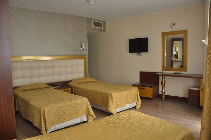 Imagen de la habitación del Hotel Kayalar. Foto 3