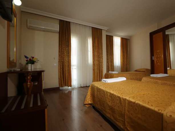 Imagen de la habitación del Hotel Kayalar. Foto 5