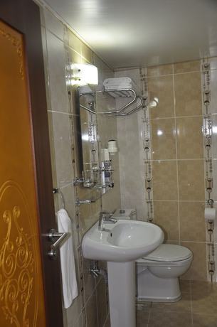 Imagen de la habitación del Hotel Kayalar. Foto 13