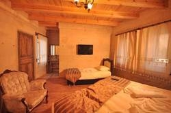 Imagen general del Hotel Kayatas Cave Suites. Foto 35