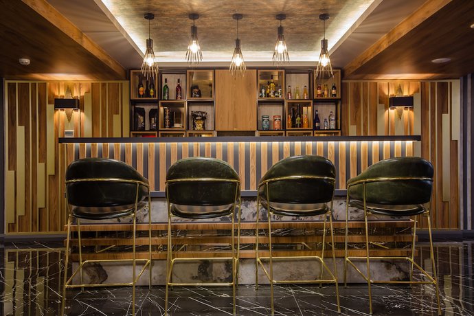 Imagen de los interiores del Hotel Kayhan City Hotel. Foto 10