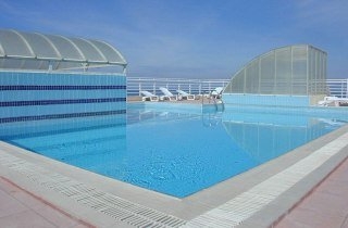 Imagen de la piscina del Hotel Kayhanbey Hotel. Foto 6