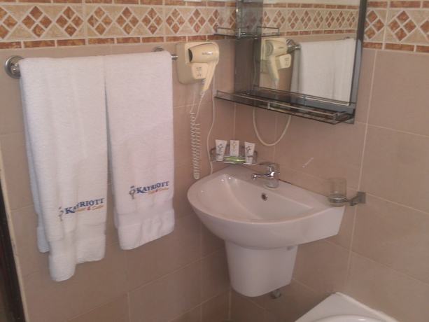 Imagen de la habitación del Hotel Kayriott And Suites. Foto 5