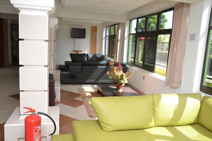 Imagen de los interiores del Hotel Kaysens Grande. Foto 14