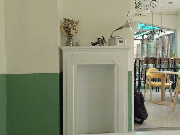 Imagen del bar/restaurante del Hotel Kaysorn Residence. Foto 1