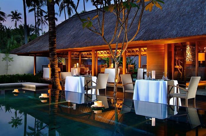 Imagen del bar/restaurante del Hotel Kayumanis Jimbaran Private Estate and Spa. Foto 2