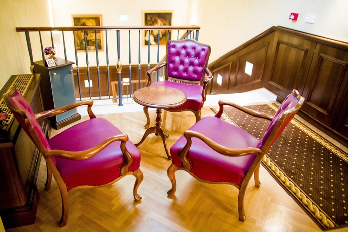 Imagen de los interiores del Hotel Kazbek. Foto 9