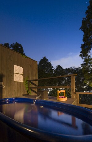 Imagen de la piscina del Hotel Kaze No Tani No Iori. Foto 39