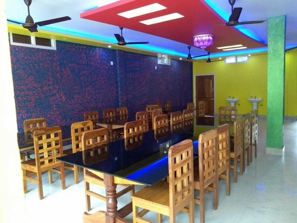 Imagen del bar/restaurante del Hotel Kaziranga Resort. Foto 8