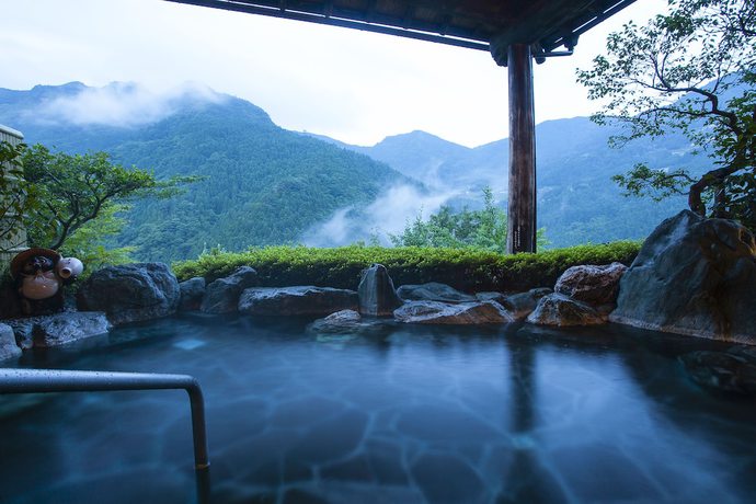 Imagen de la piscina del Hotel Kazurabashi. Foto 20