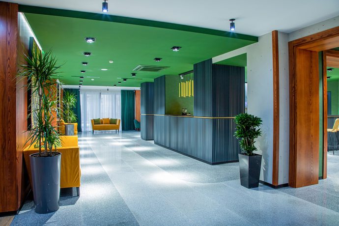 Imagen de los interiores del Hotel Kazzhol Park. Foto 19