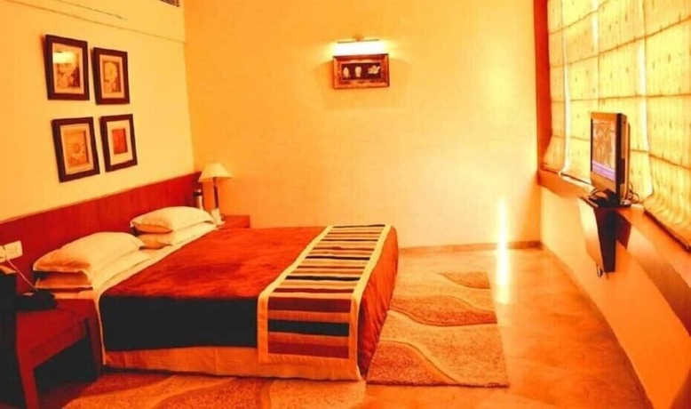 Imagen de los interiores del Hotel Kc Residency. Foto 24