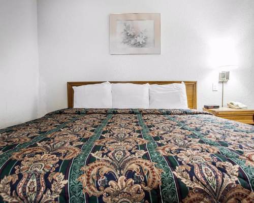 Imagen de la habitación del Hotel Kci Lodge, Kansas City Aeropuerto. Foto 1