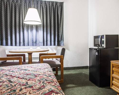 Imagen de la habitación del Hotel Kci Lodge, Kansas City Aeropuerto. Foto 4