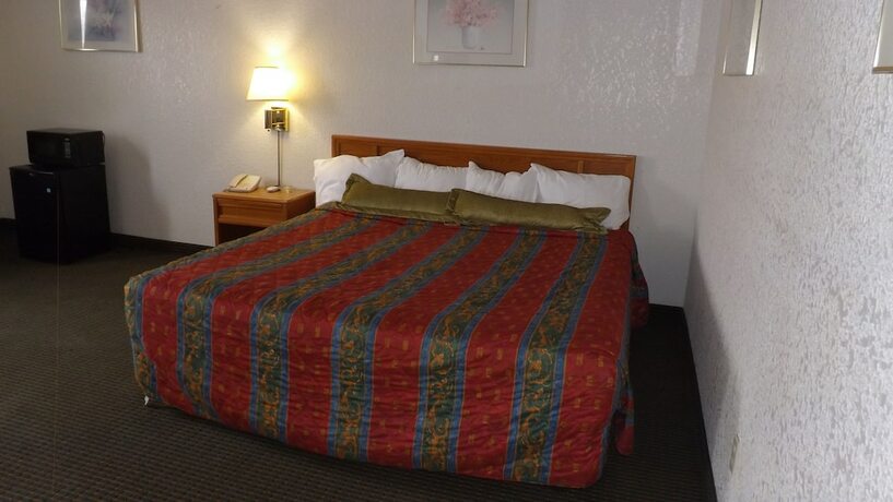 Imagen de la habitación del Hotel Kci Lodge, Kansas City. Foto 14