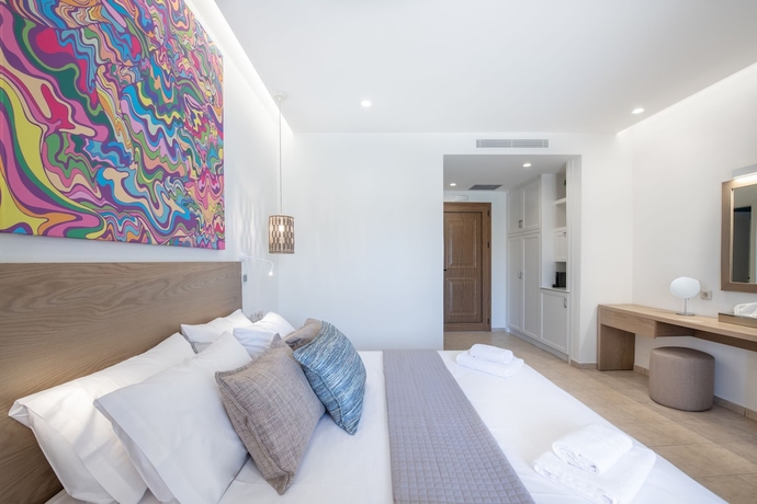 Imagen de la habitación del Hotel Kea Bliss. Foto 2