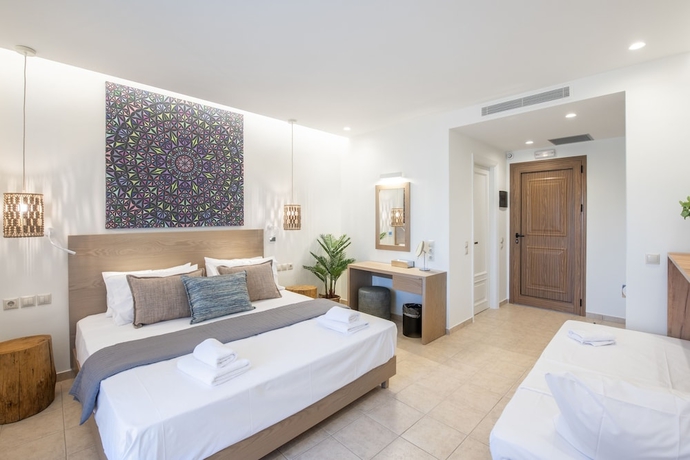 Imagen de la habitación del Hotel Kea Bliss. Foto 8