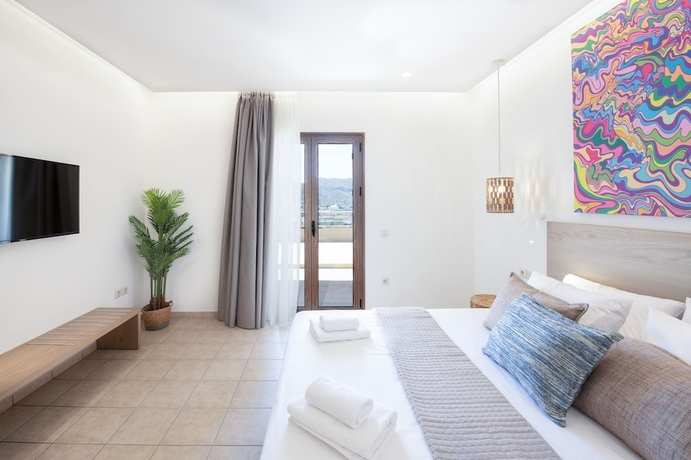 Imagen de la habitación del Hotel Kea Bliss. Foto 13