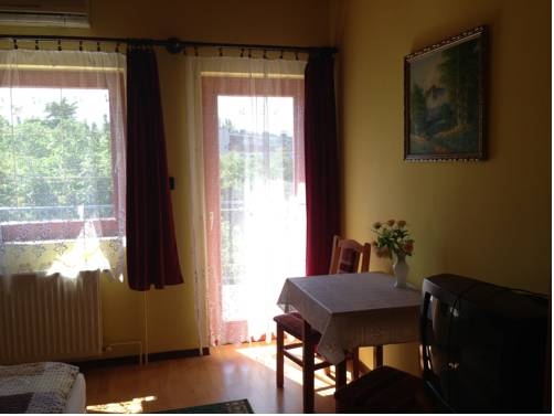 Imagen general del Hotel K&eacute;k Lag&uacute;na Vend&eacute;gh&aacute;z. Foto 13