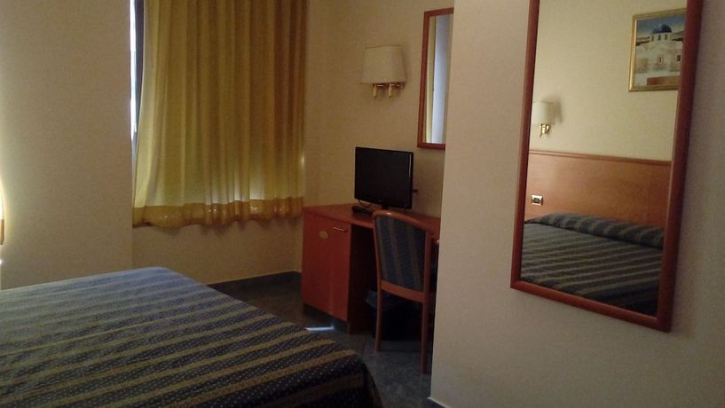 Imagen de la habitación del Hotel Keb. Foto 11